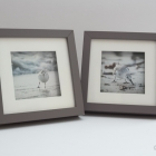 Drieteenstrandlopers op het strand van Düne