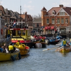 Vechten op de Vecht - Sloepenrace in Weesp